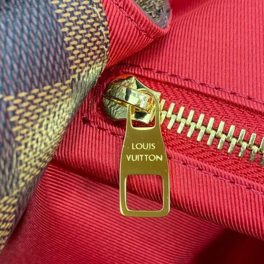 1984 Damier Ebene Graceful Bag - LUV 524