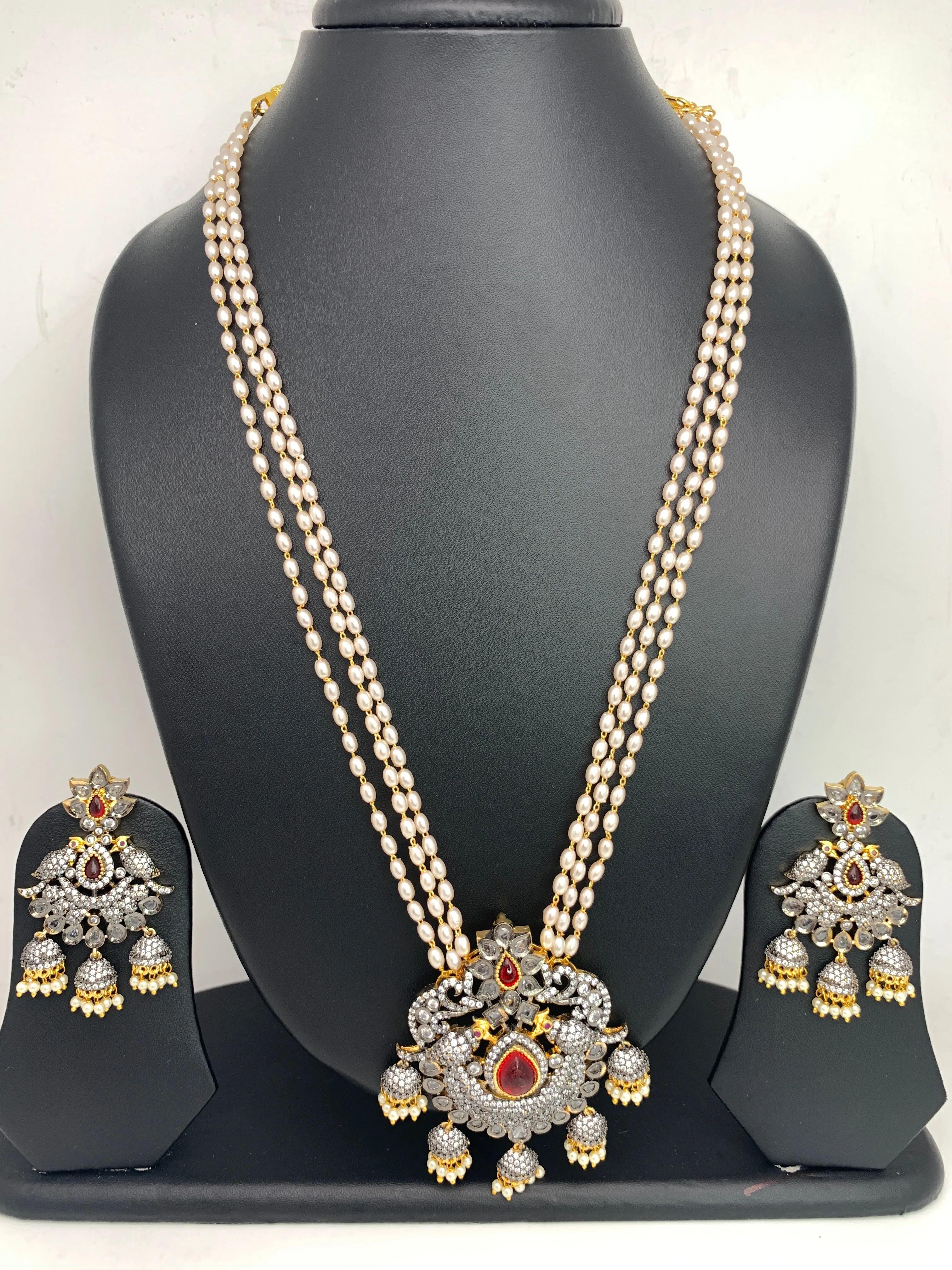 AD Red Stone Pendent Rice Pearl Mala