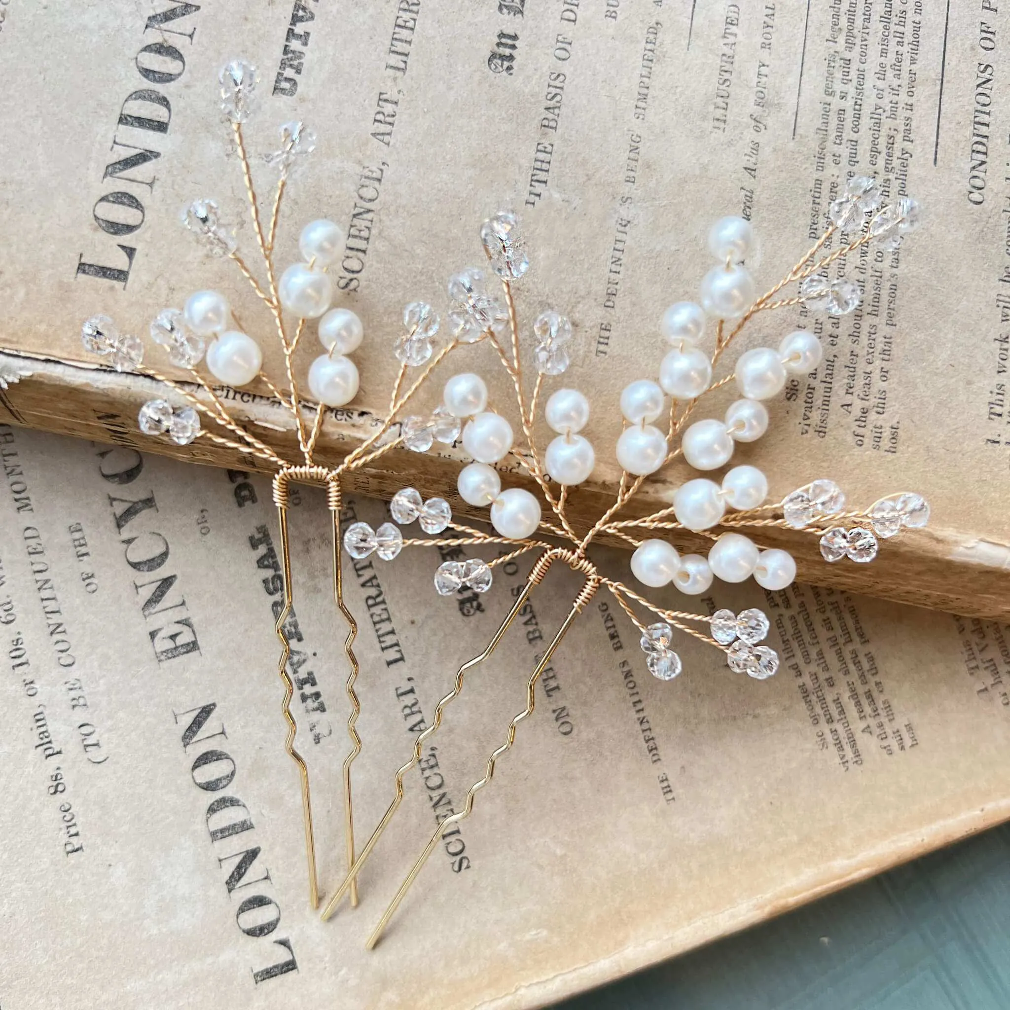 Mairéad, Pearl & Crystal Hair Pin Set